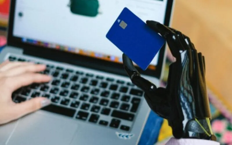 AI-Powered E-Commerce